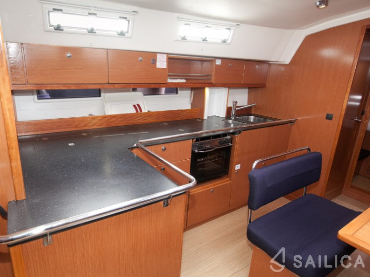 Bavaria Cruiser 45 - Yacht Charter Sailica