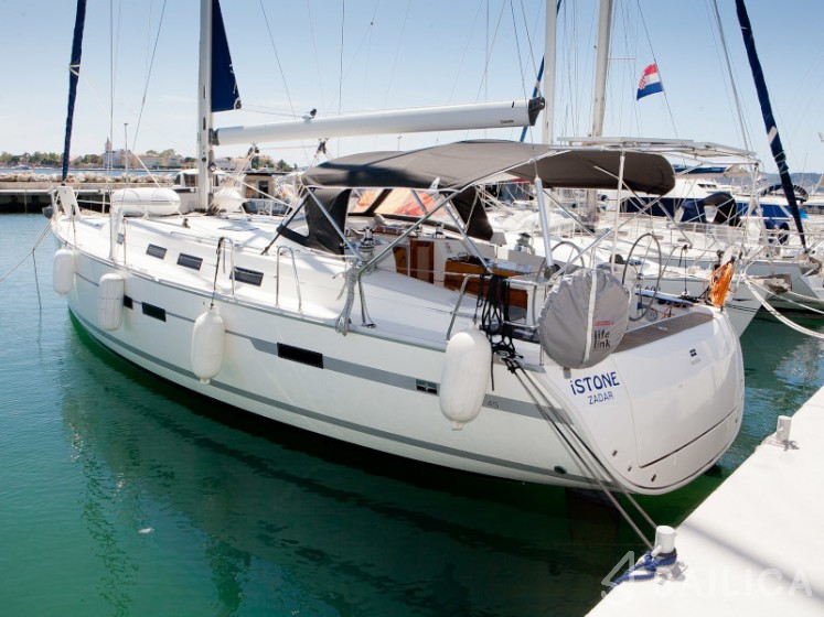 Bavaria Cruiser 45 - Yacht Charter Sailica