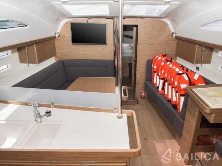 Elan 45 Impression - Yacht Charter Sailica