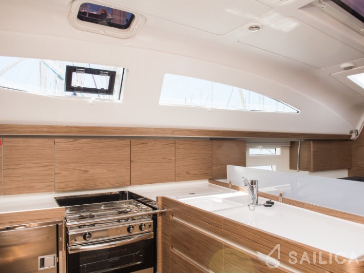 Elan 45 Impression - Yacht Charter Sailica
