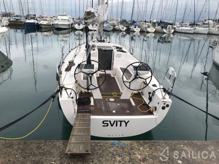 Salona 33 - Yacht Charter Sailica