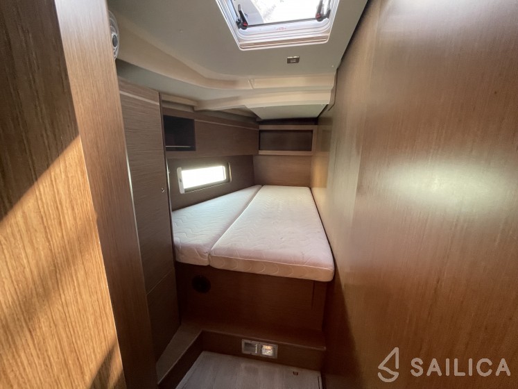 Oceanis 46.1 - Yacht Charter Sailica