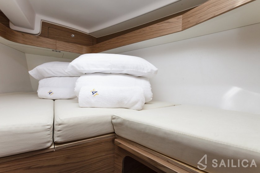 Elan E3 - Yacht Charter Sailica