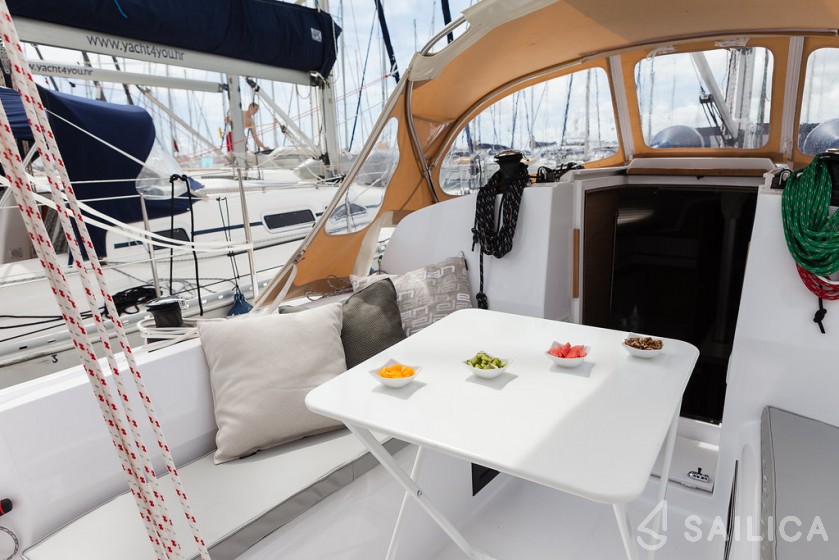Elan E3 - Yacht Charter Sailica