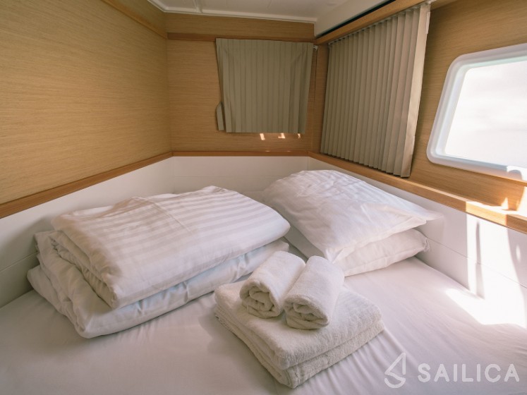 Lagoon 39 - 4 + 2 cab. - Yacht Charter Sailica