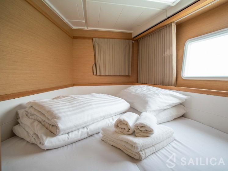 Lagoon 39 - 4 + 2 cab. - Yacht Charter Sailica