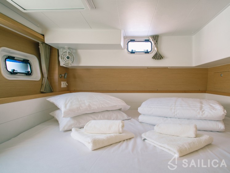 Lagoon 39 - 4 + 2 cab. - Yacht Charter Sailica
