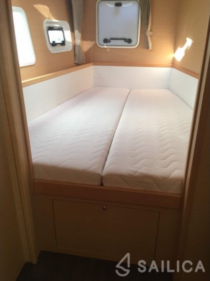 Lagoon 39 - 4 + 2 cab. - Yacht Charter Sailica