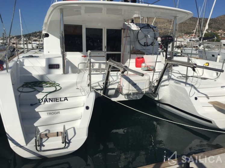 Lagoon 39 - 4 + 2 cab. - Yacht Charter Sailica