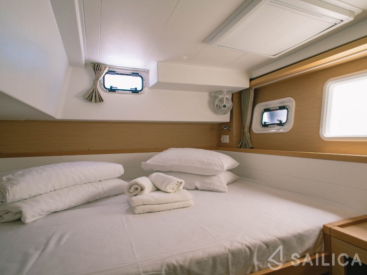 Lagoon 39 - 4 + 2 cab. - Yacht Charter Sailica