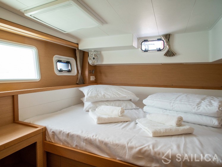 Lagoon 39 - 4 + 2 cab. - Yacht Charter Sailica