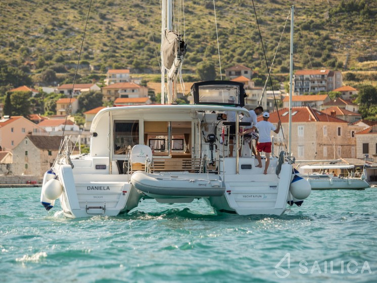 Lagoon 39 - 4 + 2 cab. - Yacht Charter Sailica