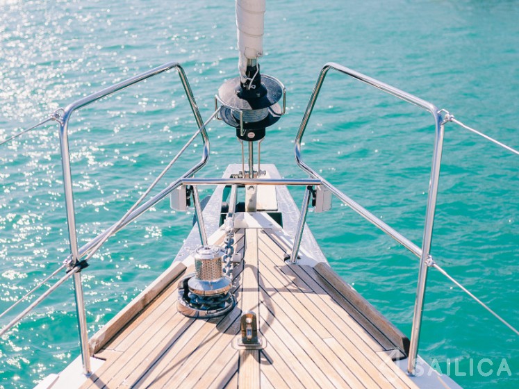 Oceanis 55 - 4 + 1 cab. - Yacht Charter Sailica