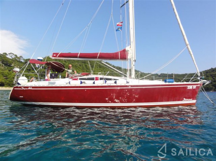 Delphia 40 - Yacht Charter Sailica