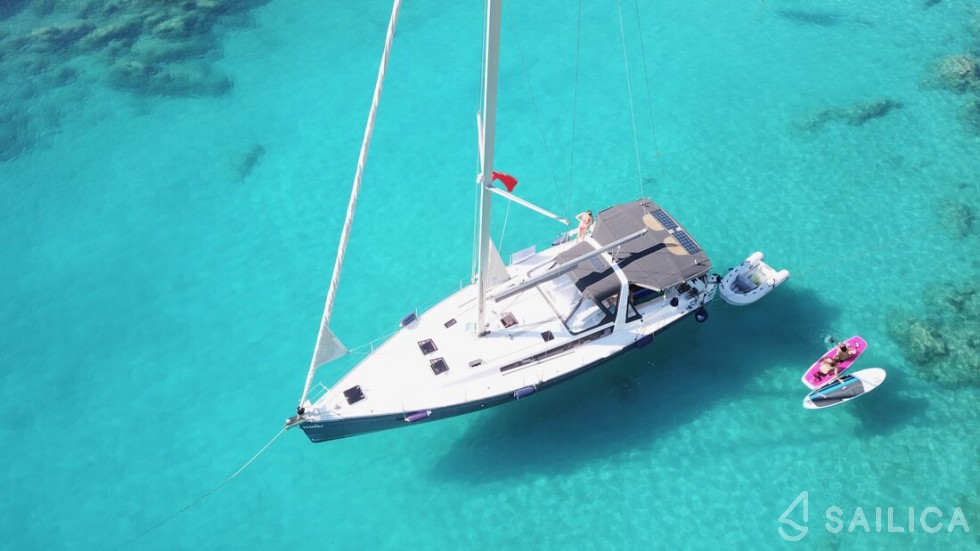 Oceanis 48 - Yacht Charter Sailica
