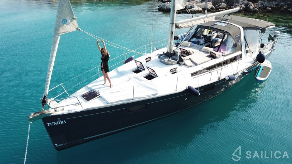 Oceanis 48 - Yacht Charter Sailica