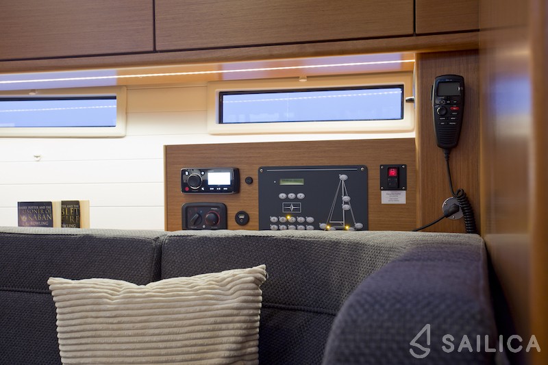 Bavaria 46 Cruiser - Yacht Charter Sailica