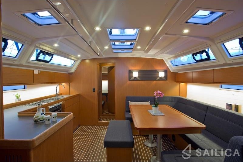 Bavaria 46 Cruiser - Yacht Charter Sailica