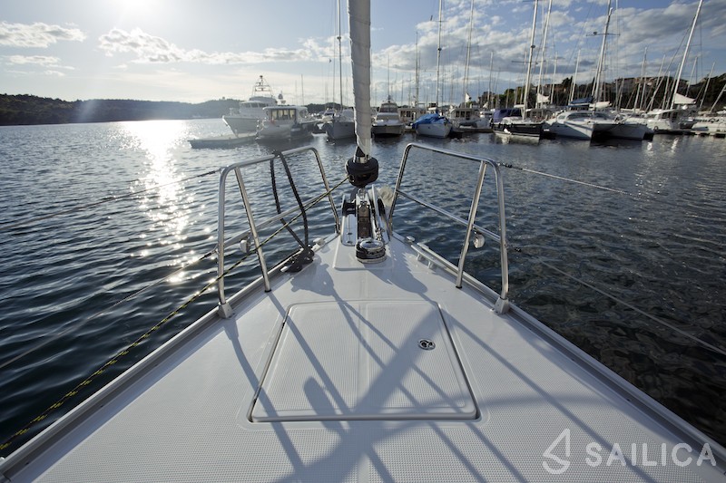Bavaria 46 Cruiser - Yacht Charter Sailica