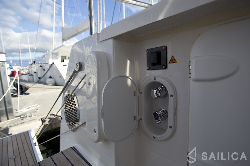 Bavaria 46 Cruiser - Yacht Charter Sailica