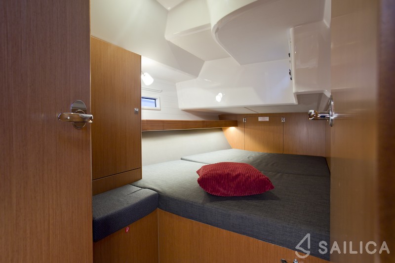 Bavaria 46 Cruiser - Yacht Charter Sailica