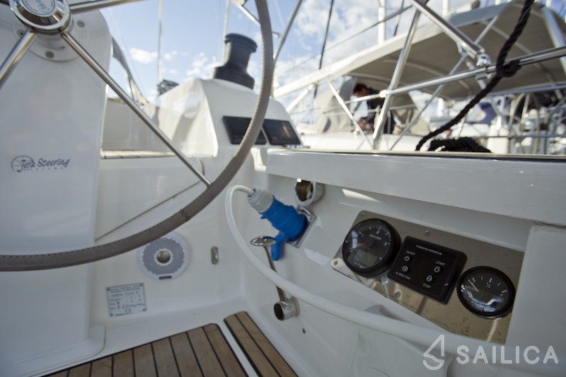 Bavaria 46 Cruiser - Yacht Charter Sailica