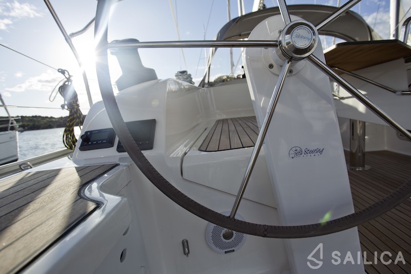 Bavaria 46 Cruiser - Yacht Charter Sailica