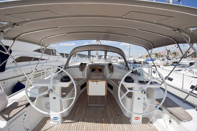 Bavaria 45 - Yacht Charter Sailica