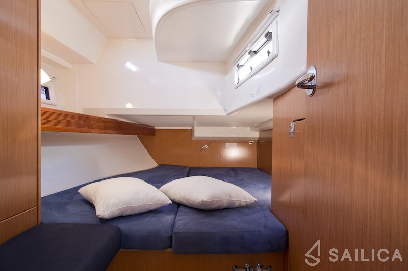 Bavaria 41 Cruiser - Yacht Charter Sailica