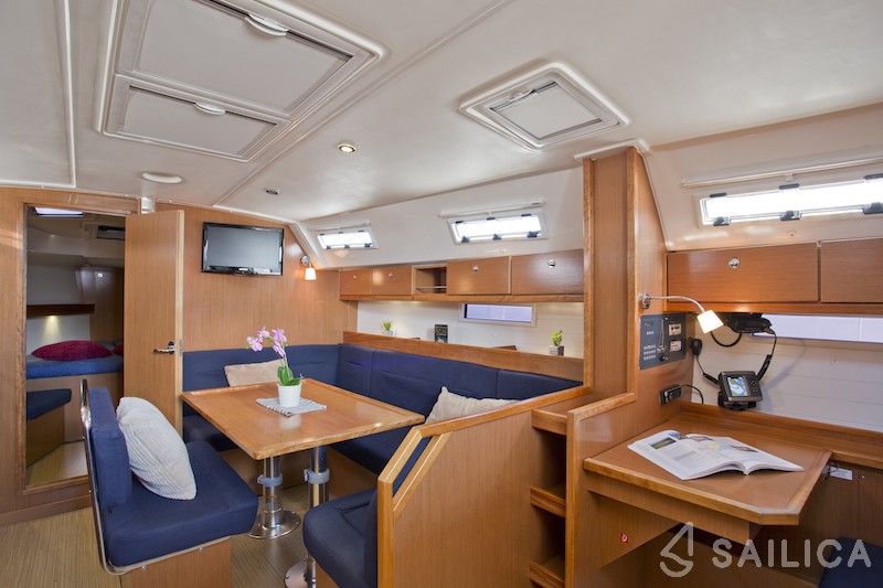 Bavaria 41 Cruiser - Yacht Charter Sailica