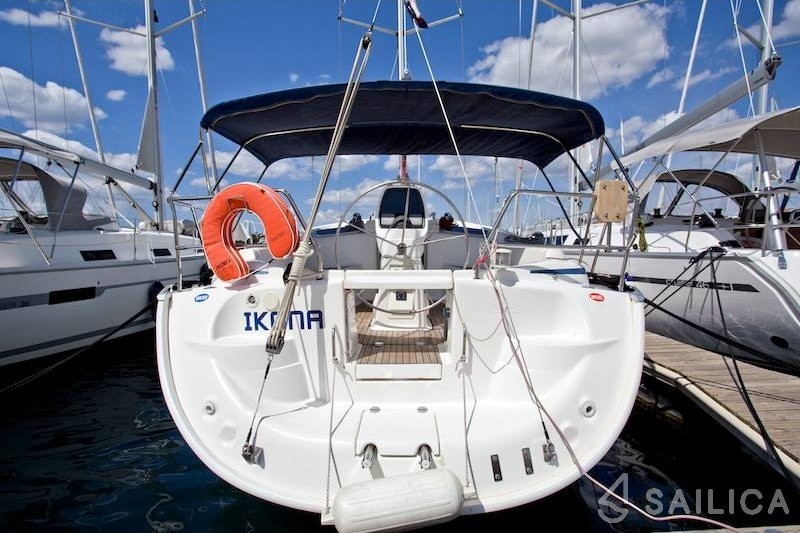 Bavaria 37 Cruiser - Yacht Charter Sailica