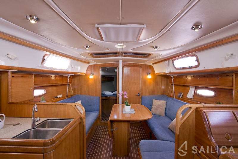 Bavaria 37 Cruiser - Yacht Charter Sailica