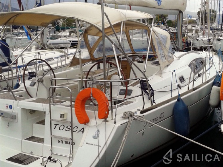 Oceanis 40 - Yacht Charter Sailica