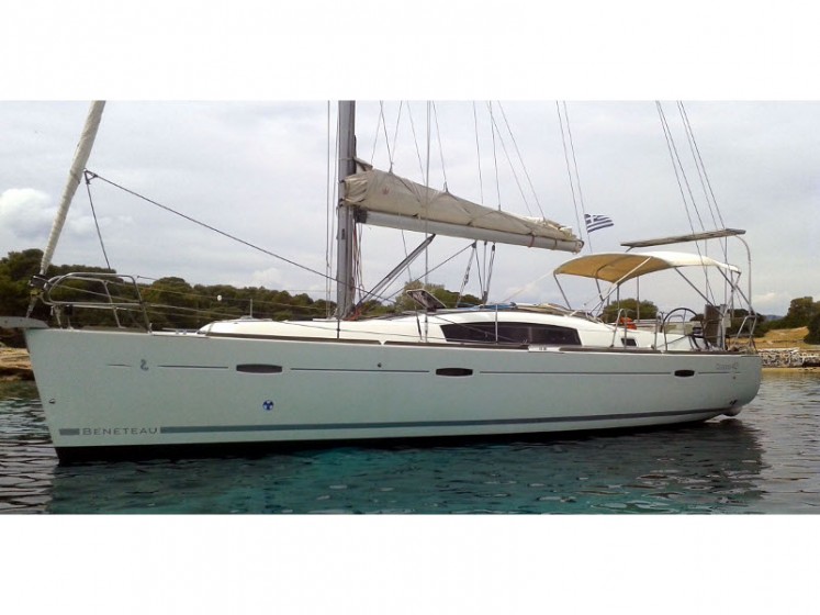 Oceanis 40 - Yacht Charter Sailica