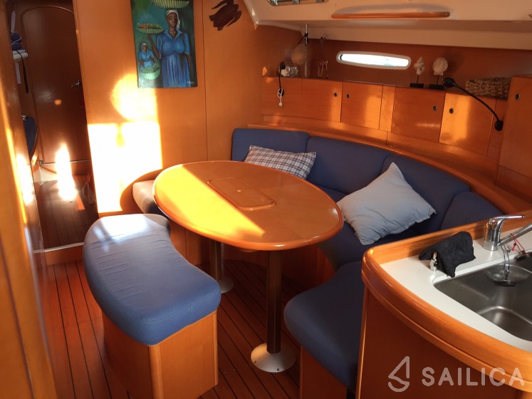 First 44.7 - Yacht Charter Sailica