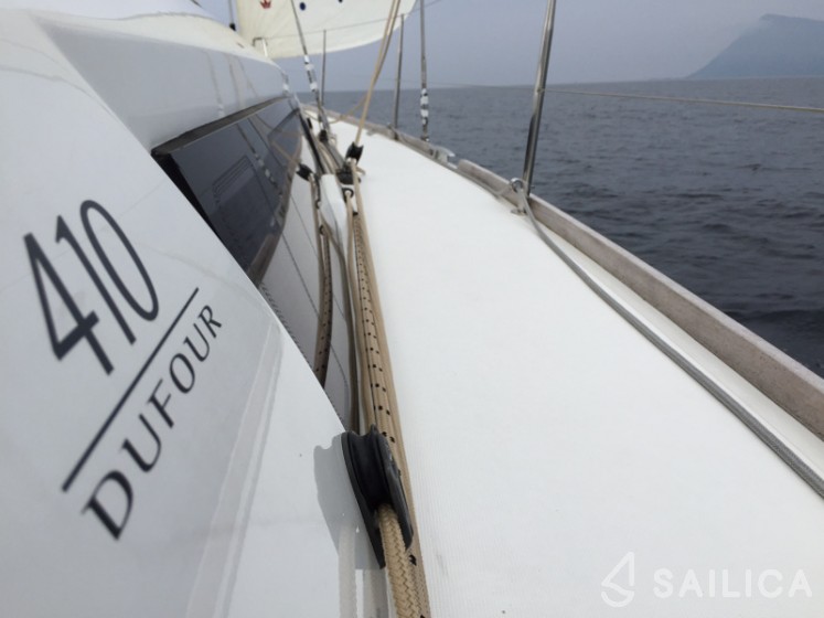 Dufour 410 GL - Yacht Charter Sailica