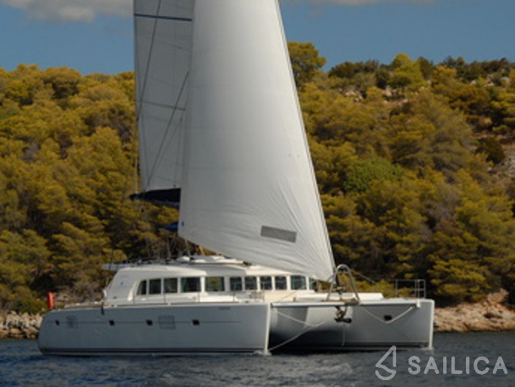 Lagoon 500 - Yacht Charter Sailica