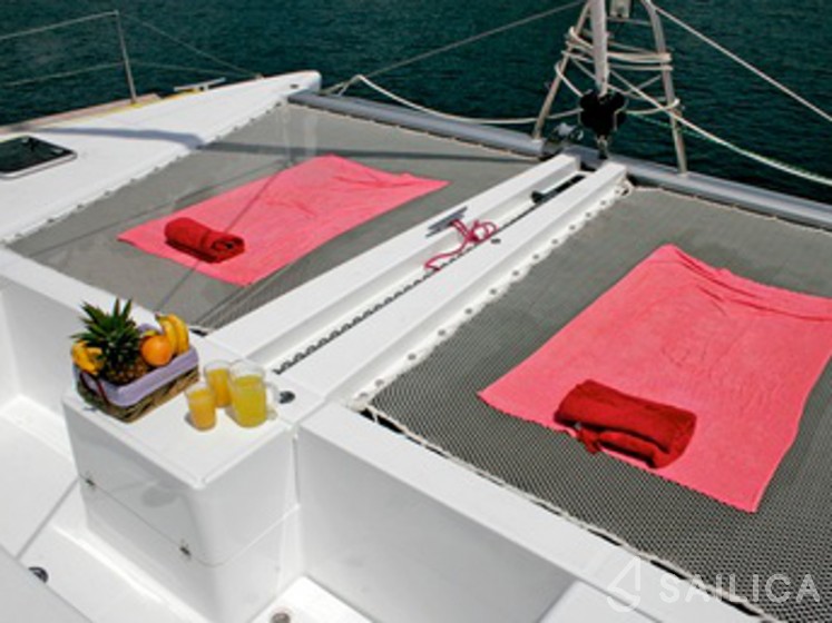 Lagoon 440 - Yacht Charter Sailica