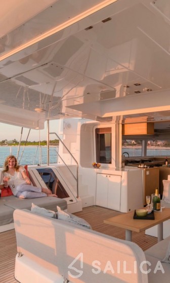 Lagoon 52F - Yacht Charter Sailica