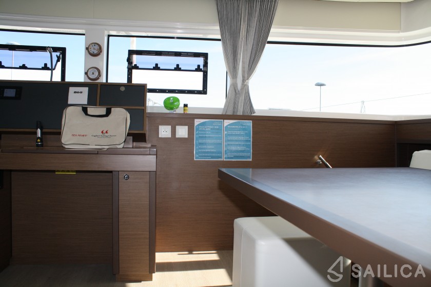 Lagoon 52F - Yacht Charter Sailica