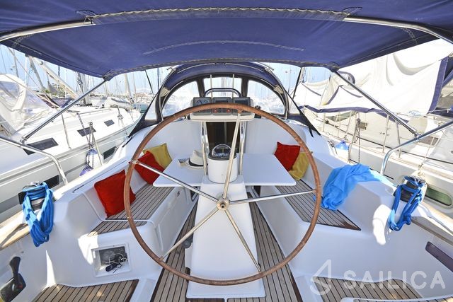 Sun Odyssey 36i - Yacht Charter Sailica