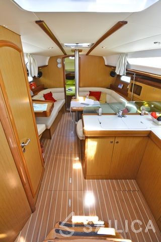 Sun Odyssey 36i - Yacht Charter Sailica