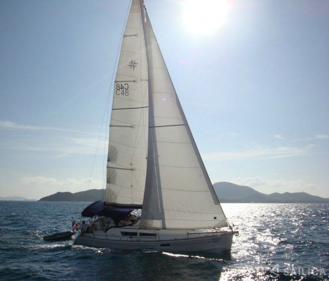 Sun Odyssey 36i - Yacht Charter Sailica