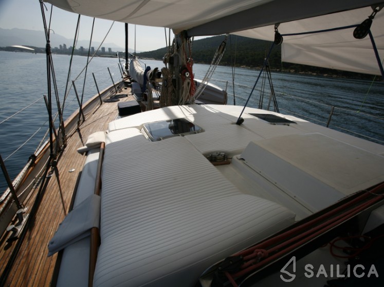 Scorpio 72 - Yacht Charter Sailica