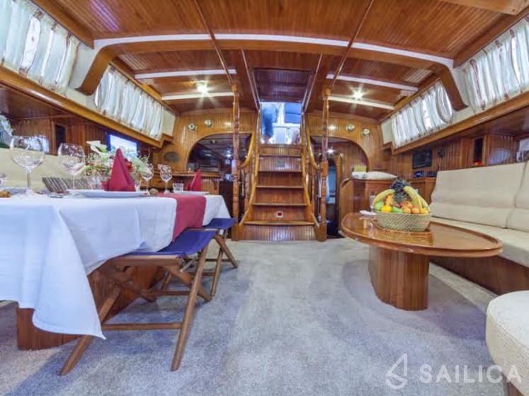 Scorpio 72 - Yacht Charter Sailica