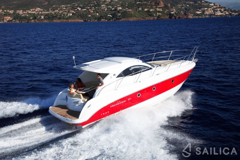 Monte Carlo 37 Hard Top - Yacht Charter Sailica
