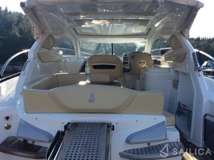 Monte Carlo 37 Hard Top - Yacht Charter Sailica