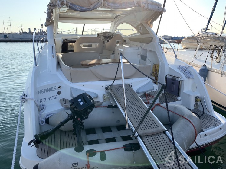 Monte Carlo 37 Hard Top - Yacht Charter Sailica