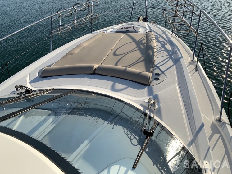 Monte Carlo 37 Hard Top - Yacht Charter Sailica