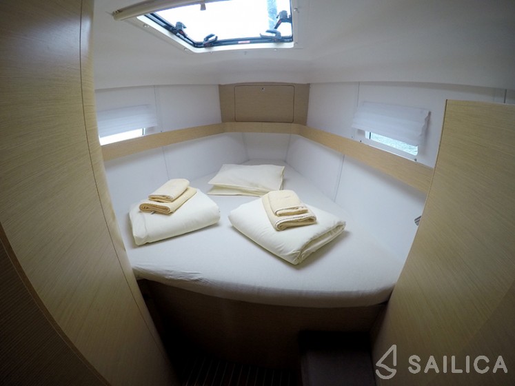 Elan 444 Impression - Yacht Charter Sailica